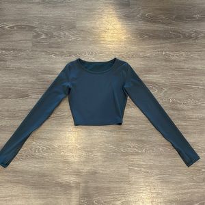 Lululemon cropped long sleeve